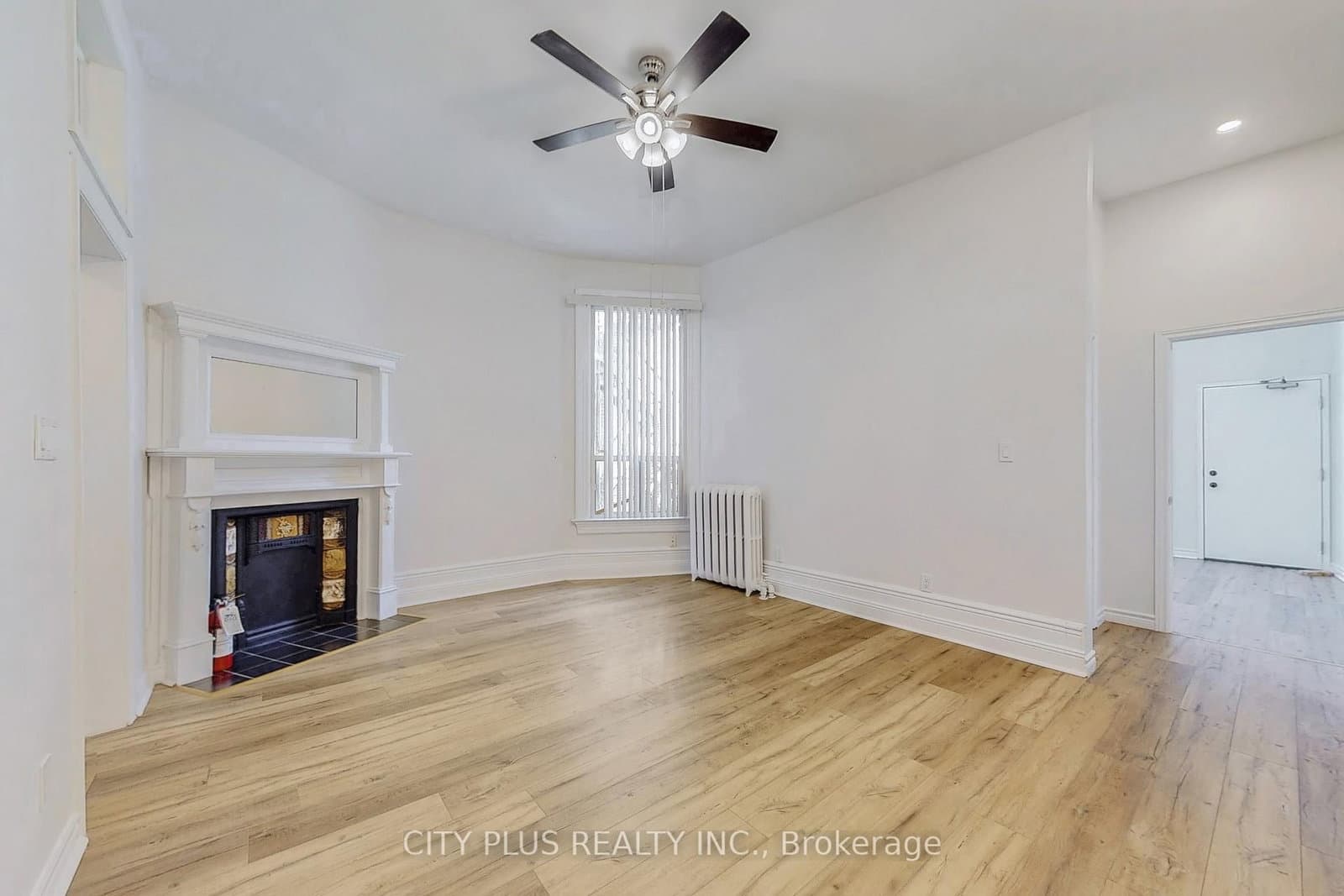 105-107 Spadina Road - Image 2