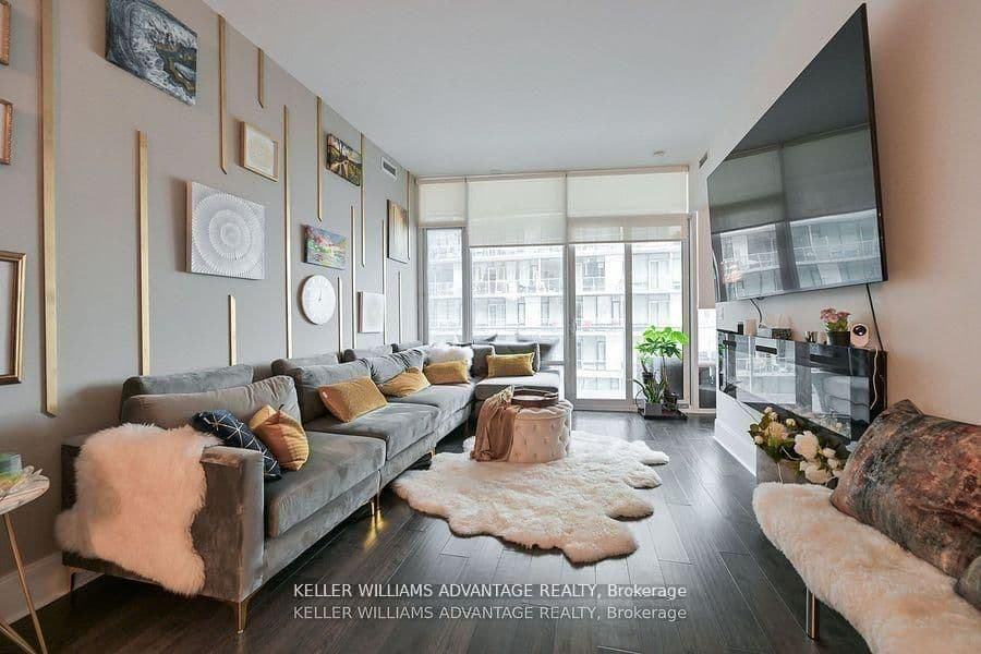 29 Queens Quay E, Unit 616 - Image 1