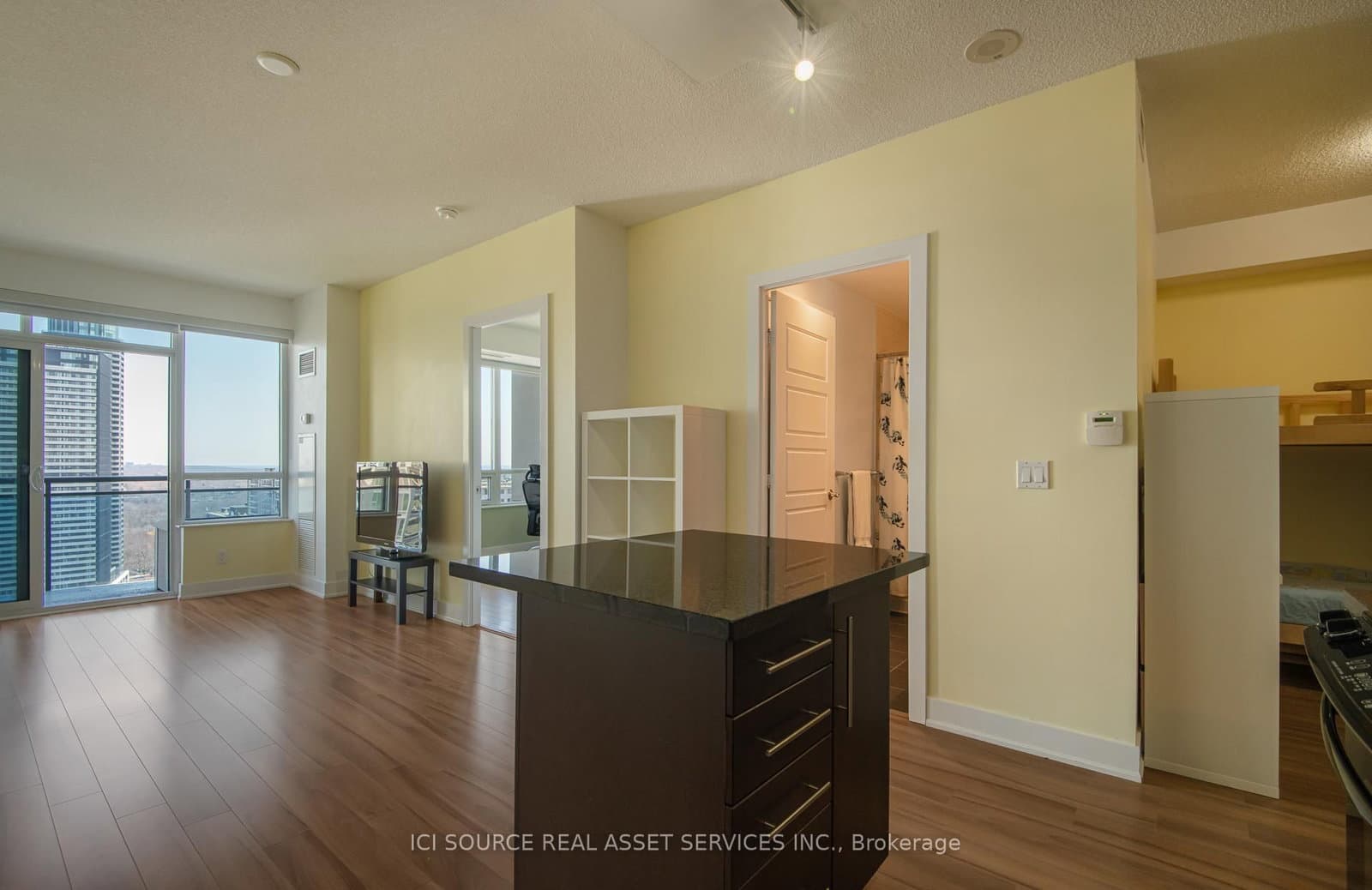28 Linden Street, Unit 2303 - Image 2