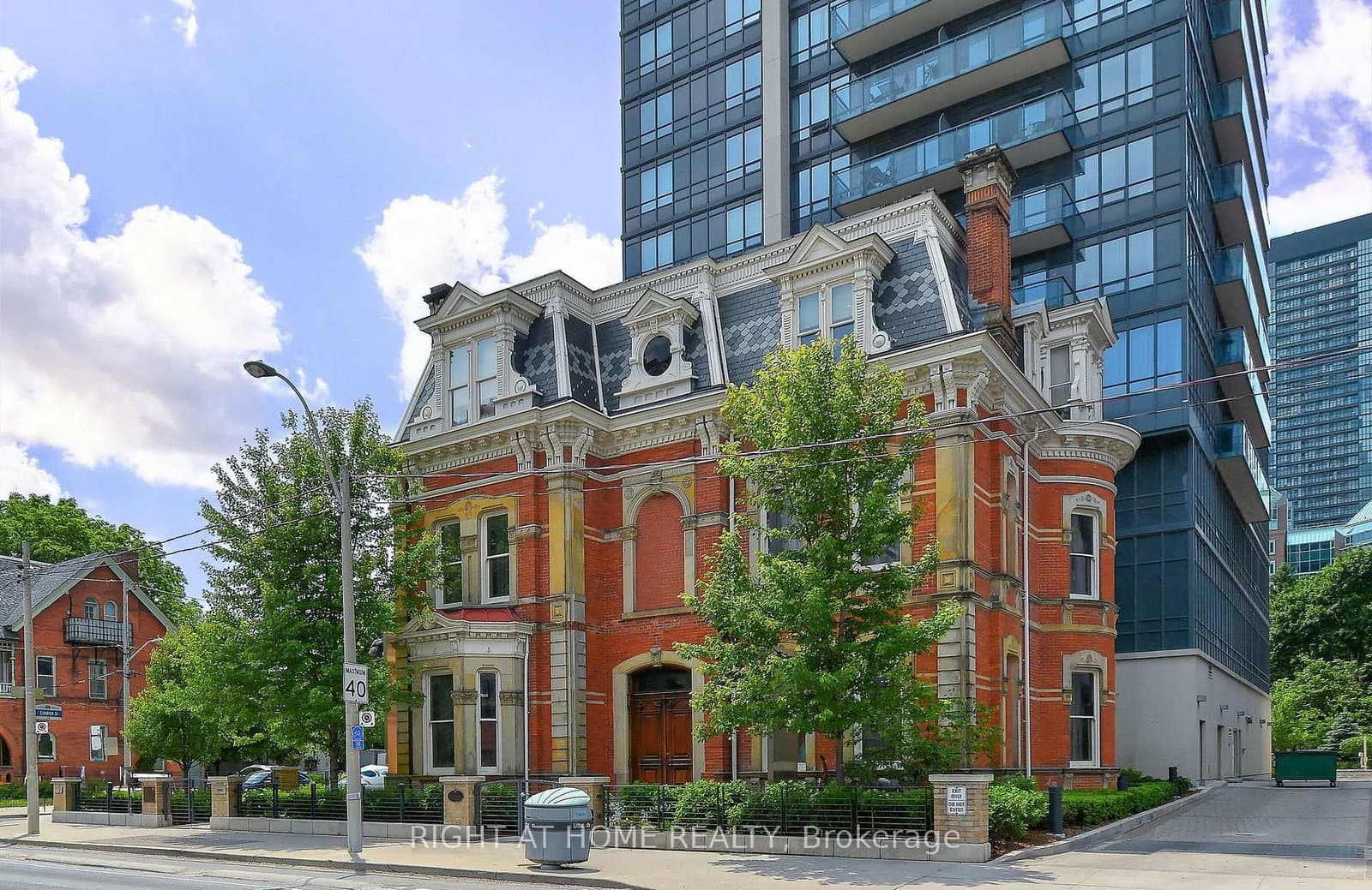 28 Linden Street, Unit 1405 - Image 4