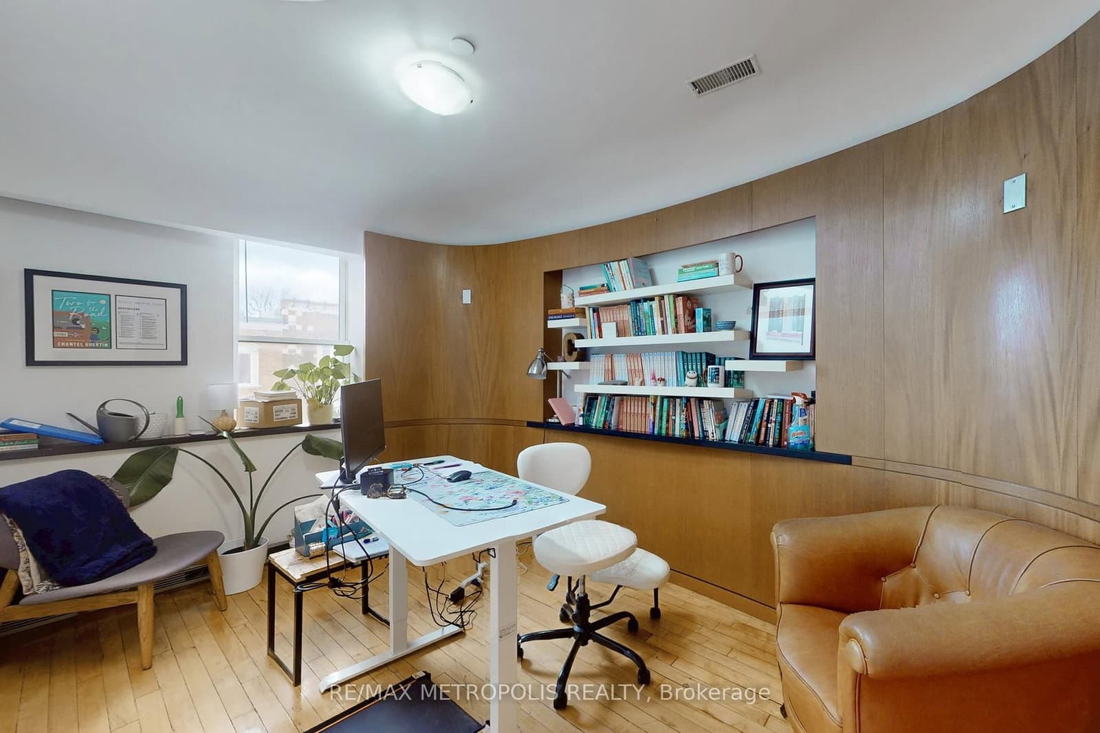527 Bloor Street W, Unit 3 - Image 5
