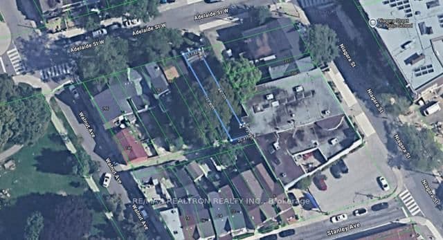 781 Adelaide Street W - Image 2