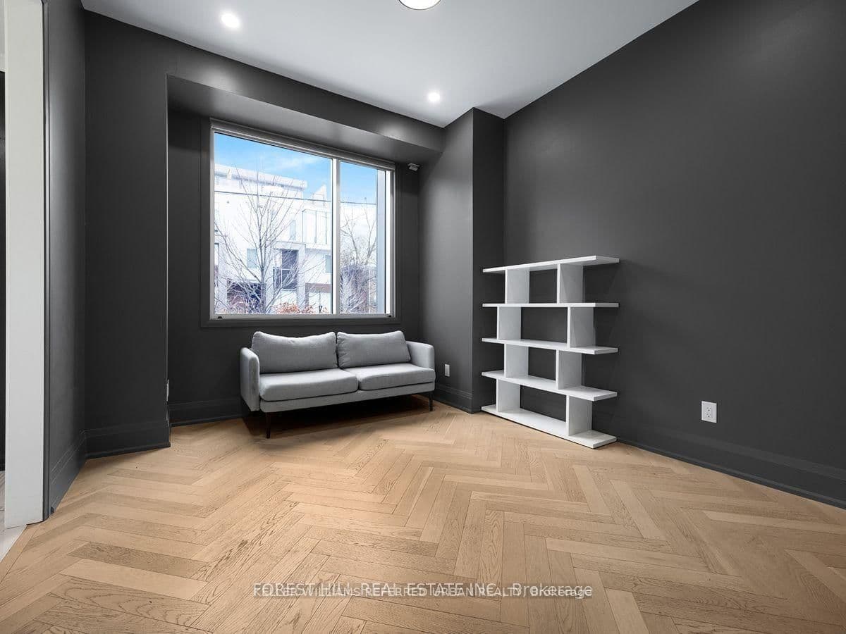 18 Greenbriar Road, Unit 3 - Image 5