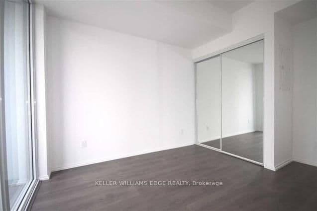 68 Shuter Street, Unit 1009 - Image 5