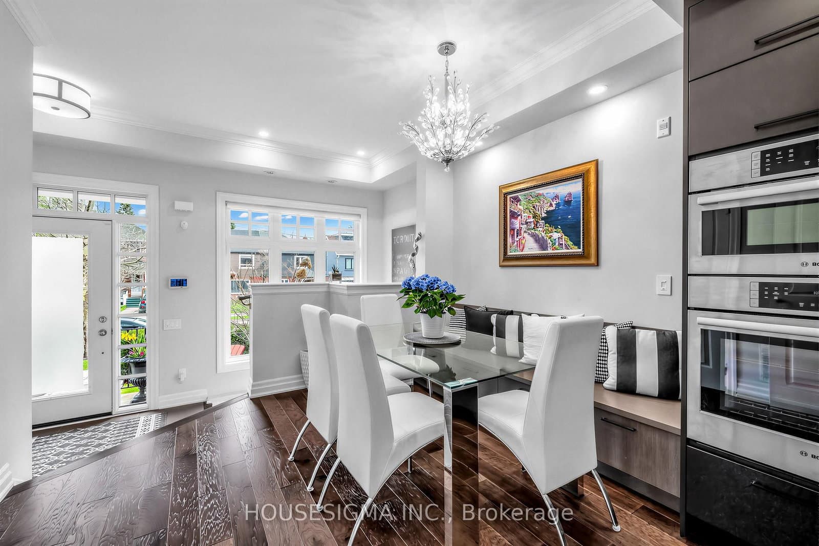 361 Roehampton Avenue - Image 6