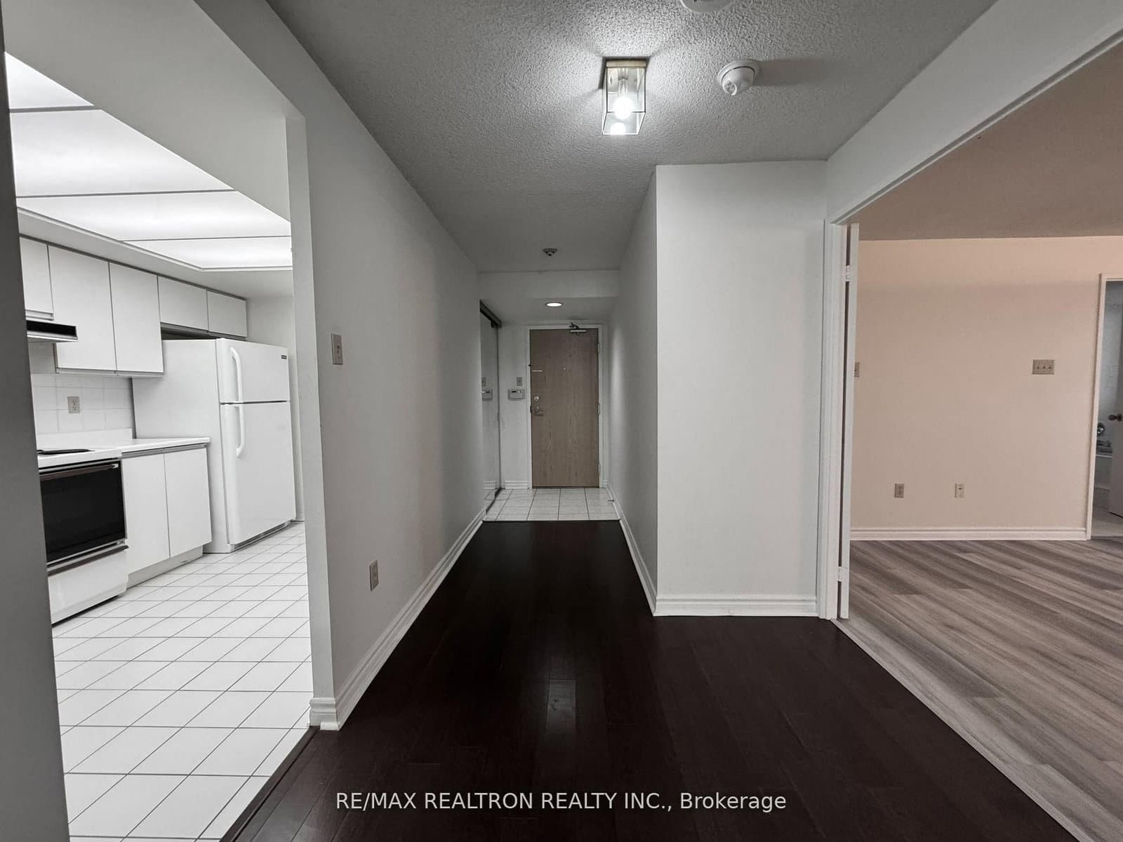5 Kenneth Avenue, Unit 1706 - Image 3