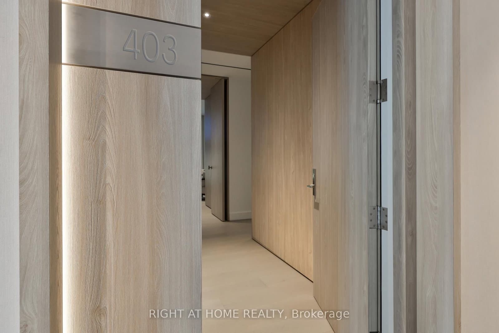 1 Roxborough Street W, Unit 403 - Image 2