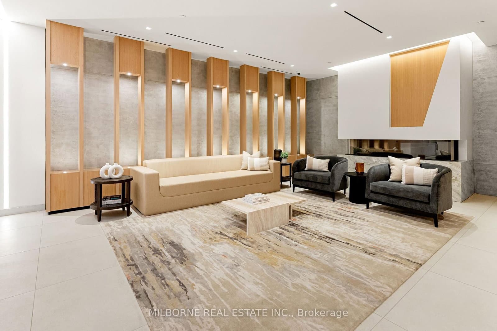 5 Defries Street, Unit 421 - Image 1