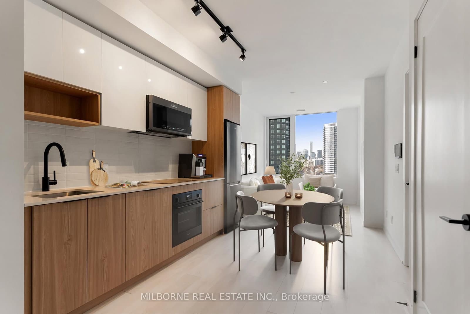 5 Defries Street, Unit 921 - Image 1
