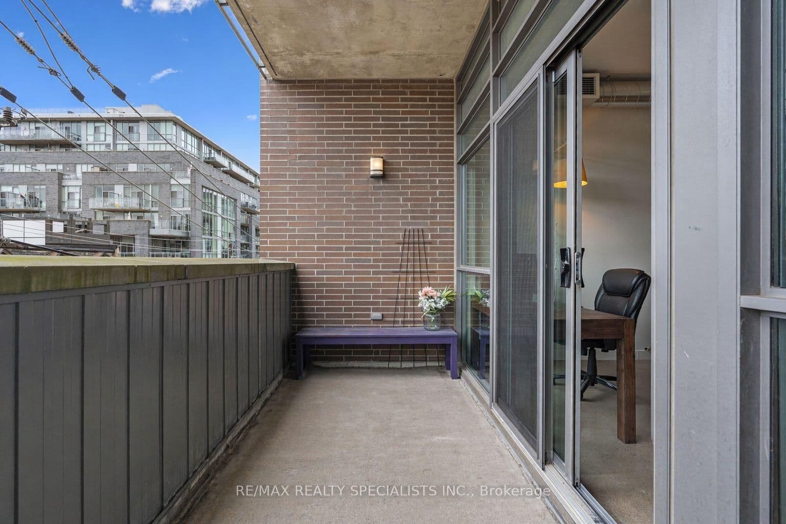 569 King Street E, Unit 301 - Image 4