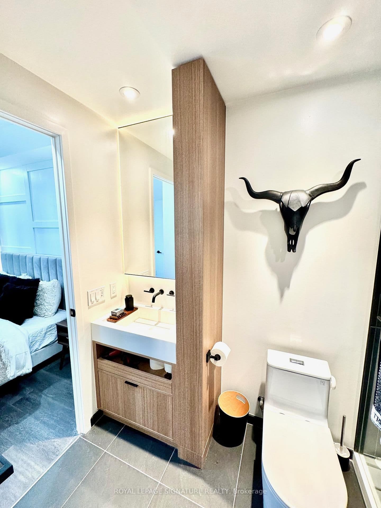 55 Charles Street E, Unit 1510 - Image 6