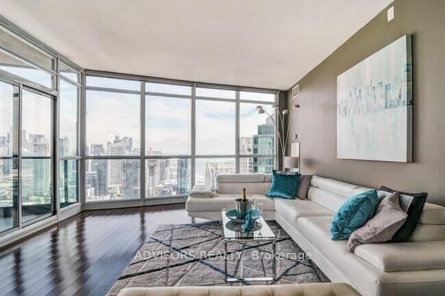 219 Fort York Boulevard, Unit LPH 3702 - Image 5