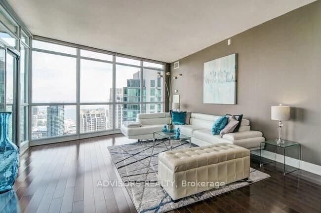 219 Fort York Boulevard, Unit LPH 3702 - Image 6