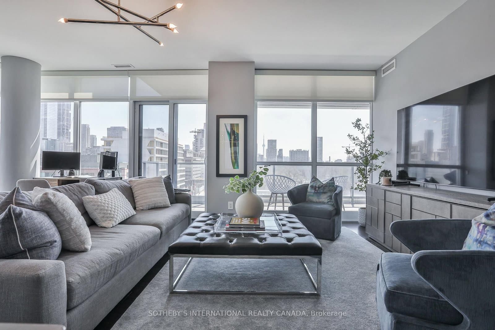 170 Avenue Road, Unit 811 - Image 5