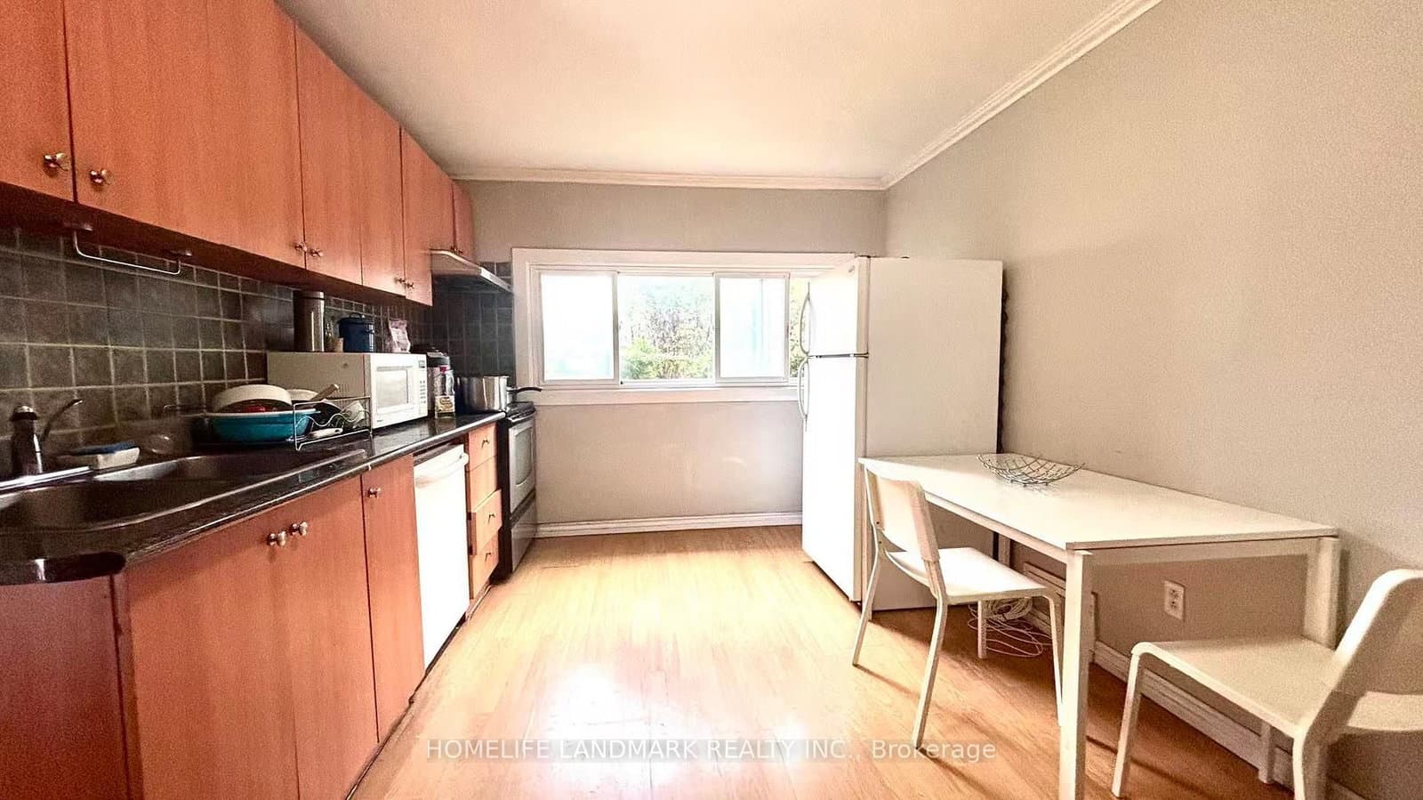 166 Maplehurst Avenue - Image 5