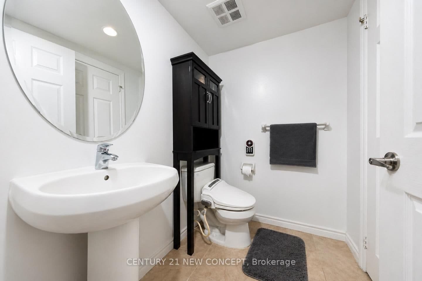 761 Bay Street, Unit 404 - Image 5