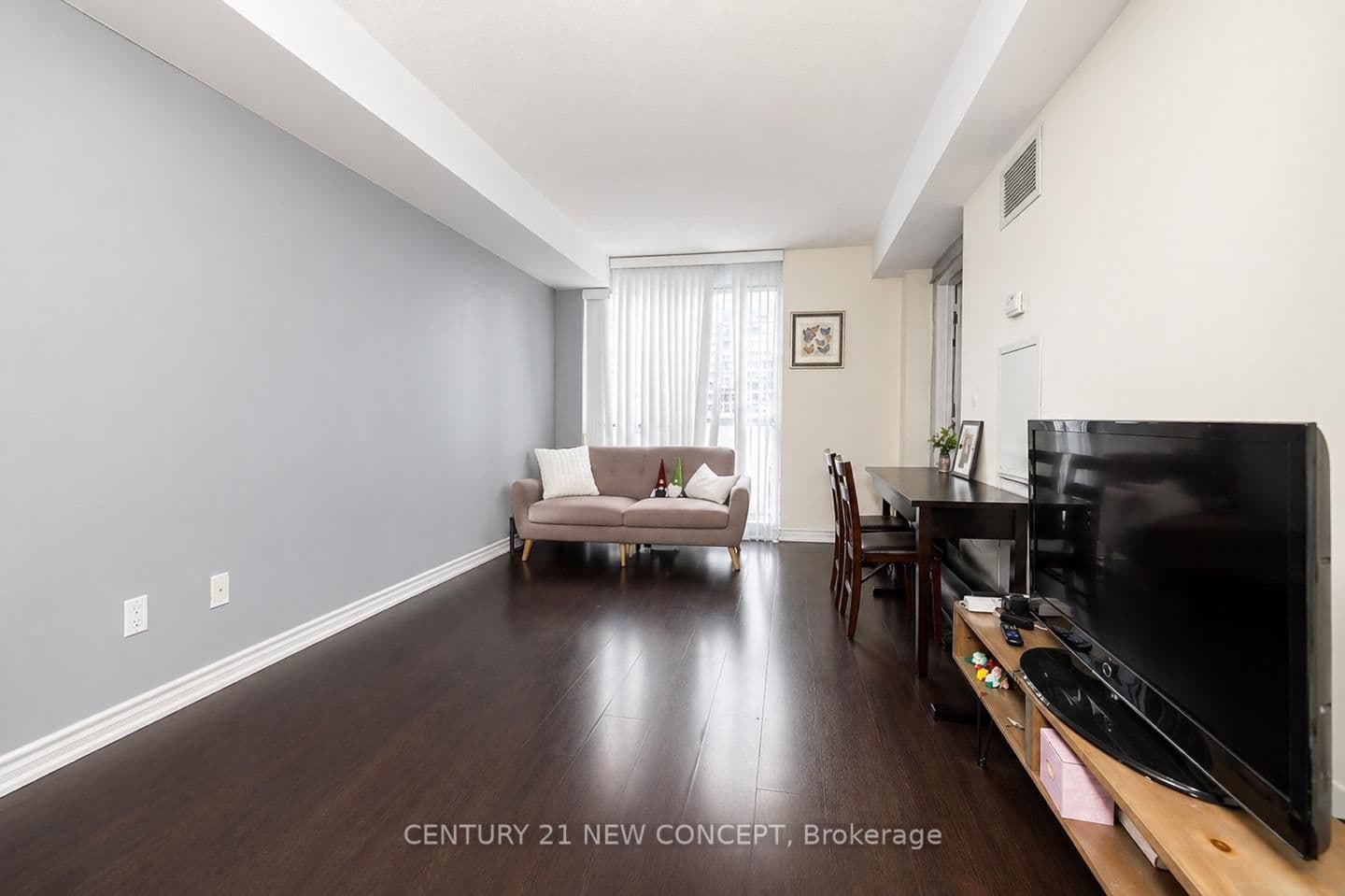 761 Bay Street, Unit 404 - Image 6