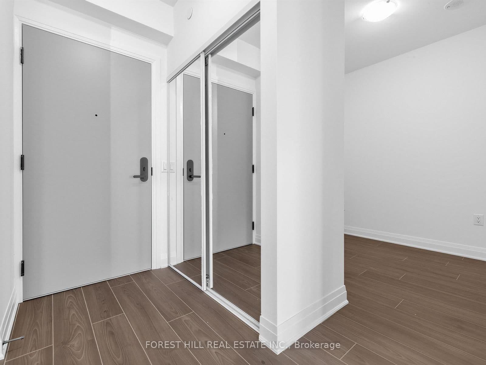 700 Sheppard Avenue W, Unit 602 - Image 2