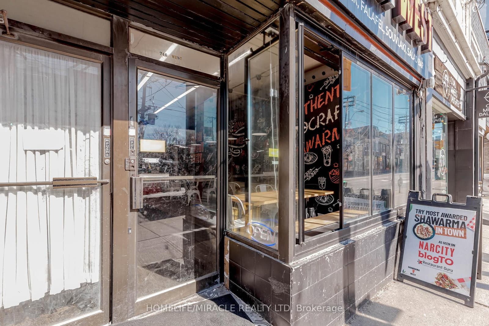 746 Queen Street - Image 2