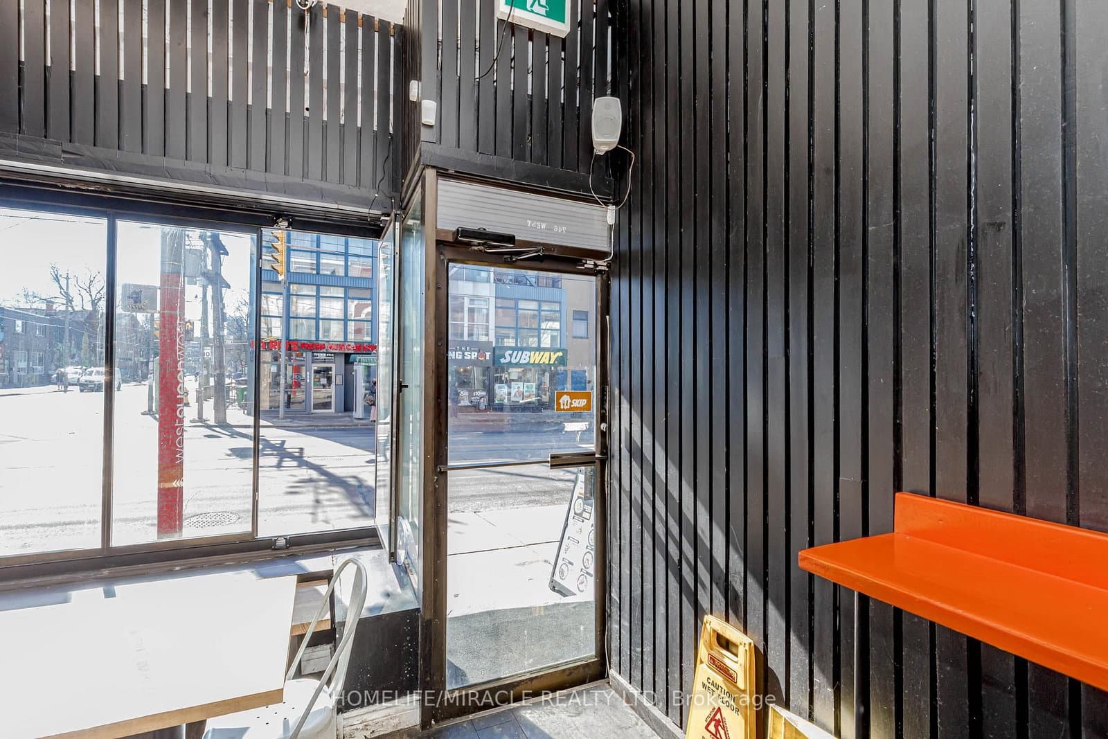 746 Queen Street - Image 3