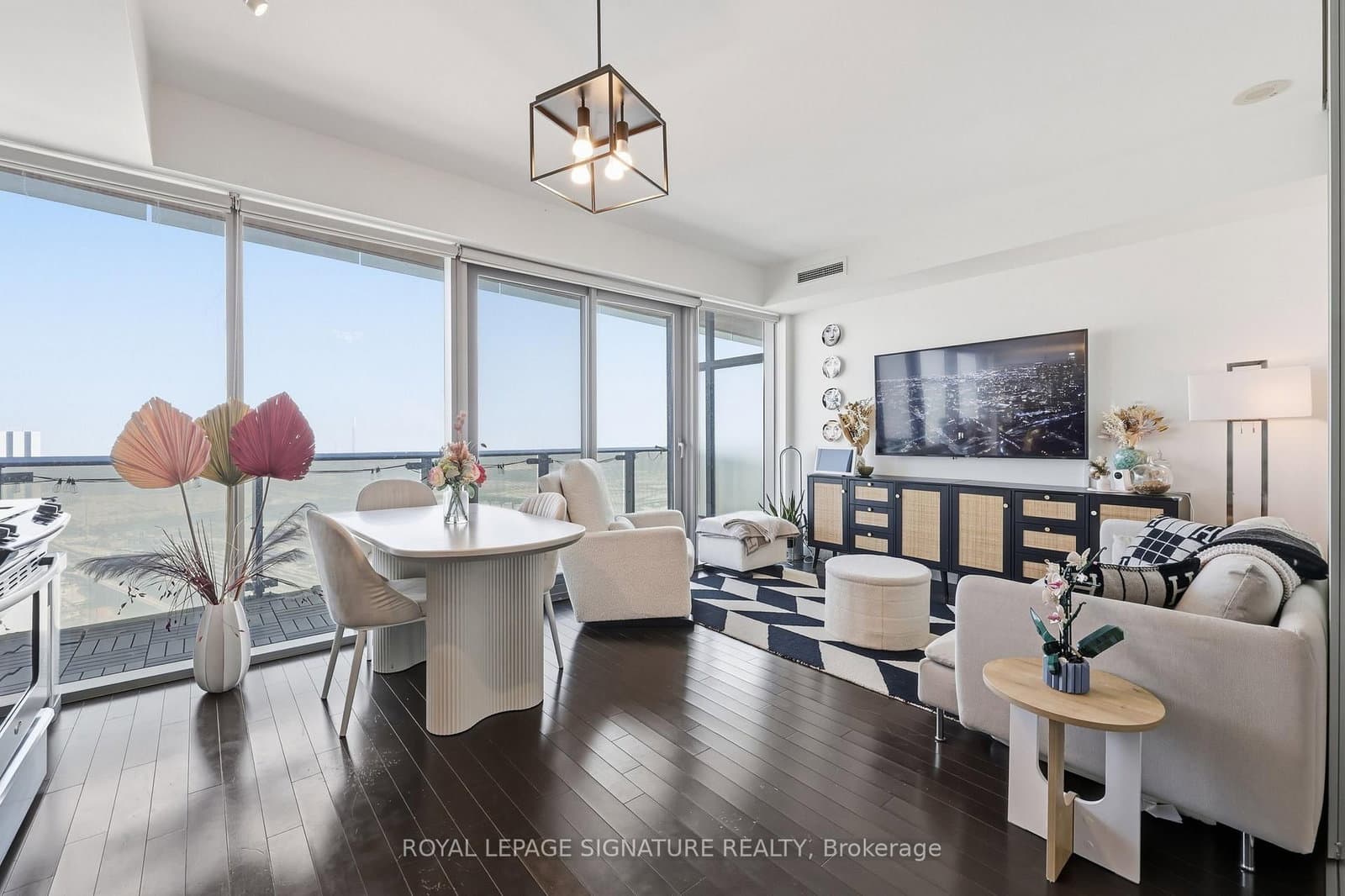 390 Cherry Street, Unit 2805 - Image 1