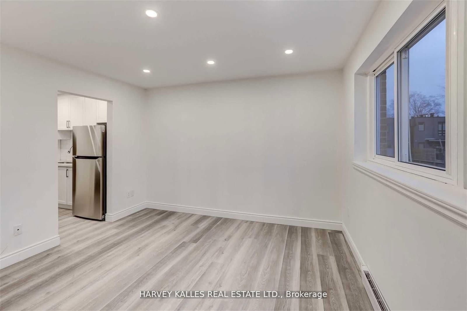 901 Millwood Road, Unit B - Image 5