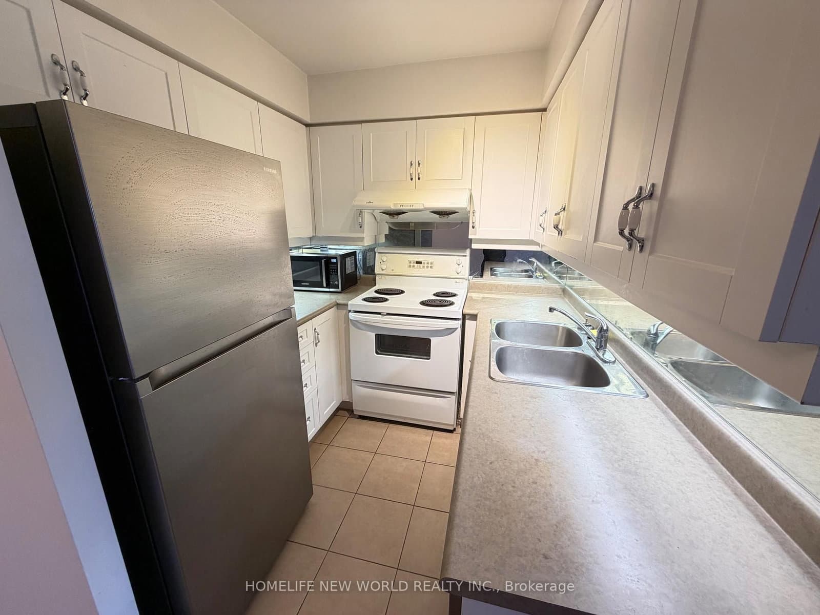 3 Rean Drive, Unit 1805 - Image 4