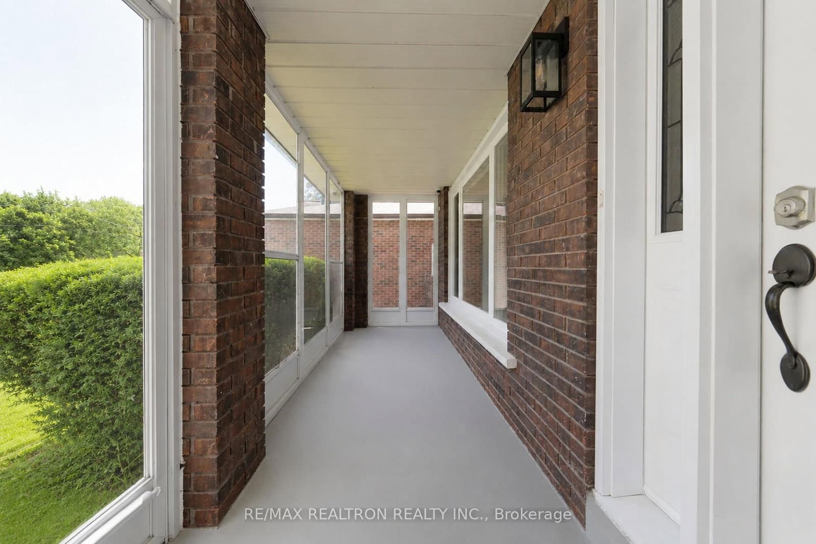 90 Holmes Avenue - Image 4