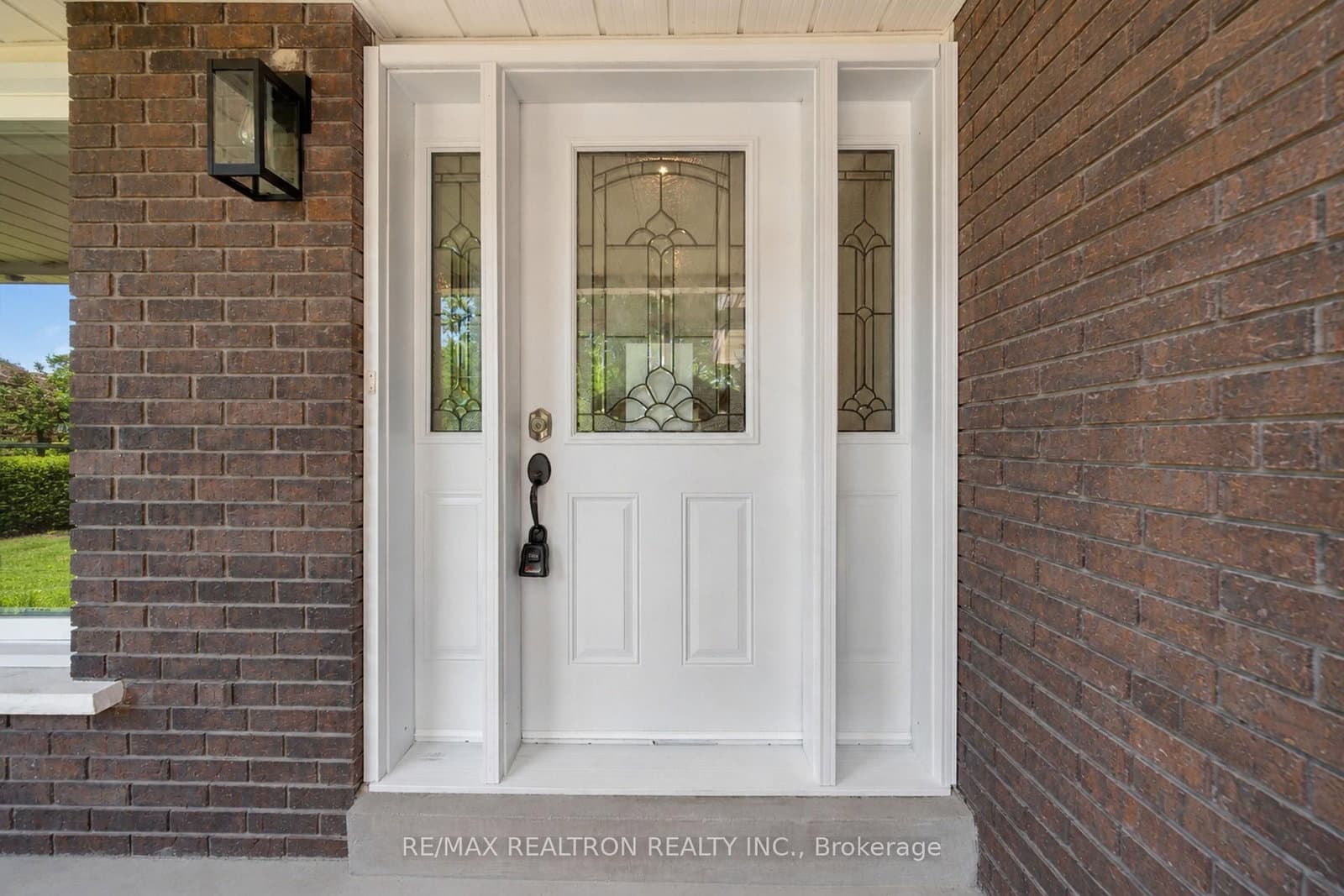 90 Holmes Avenue - Image 5