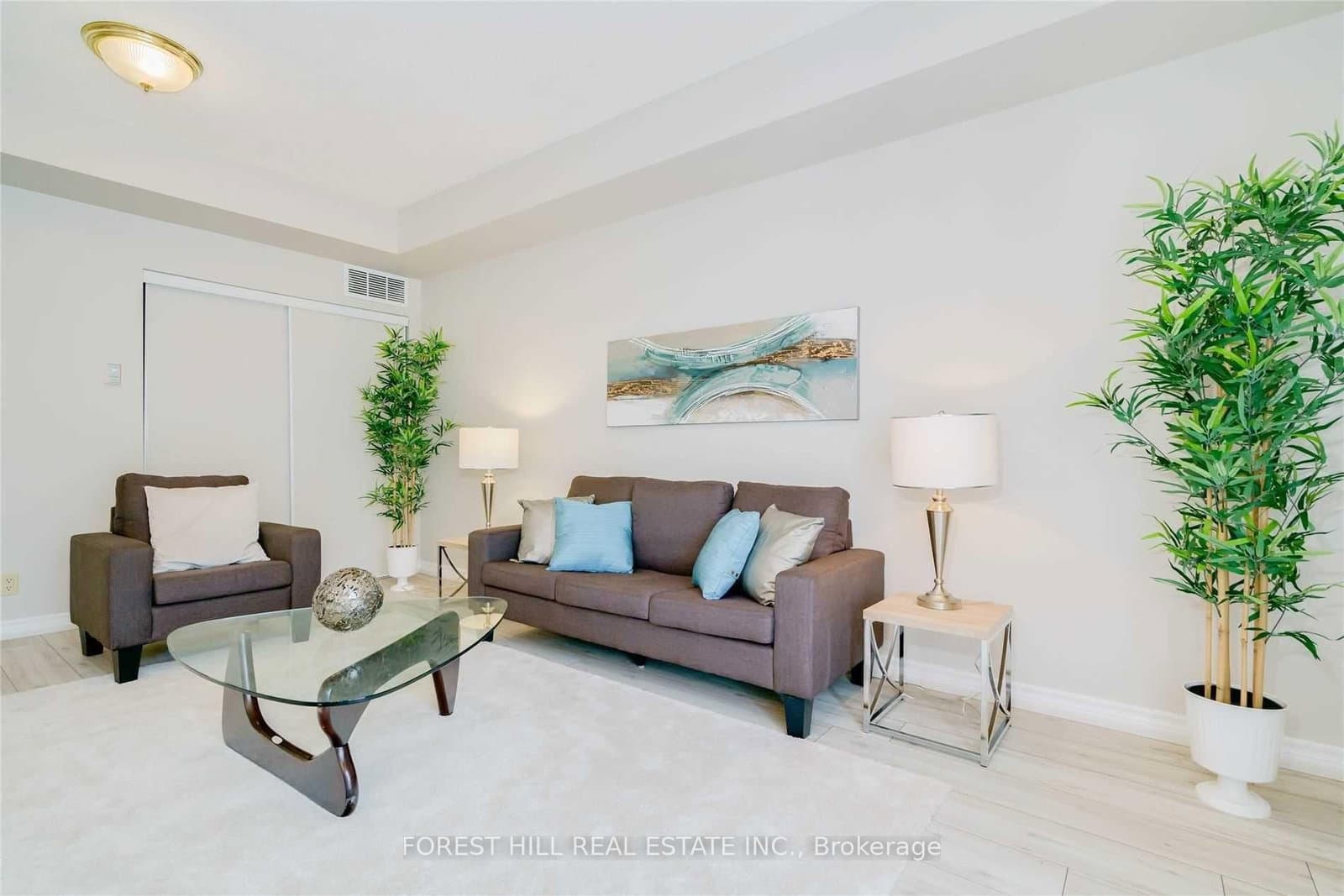 9 Greenbriar Road, Unit 103 - Image 2