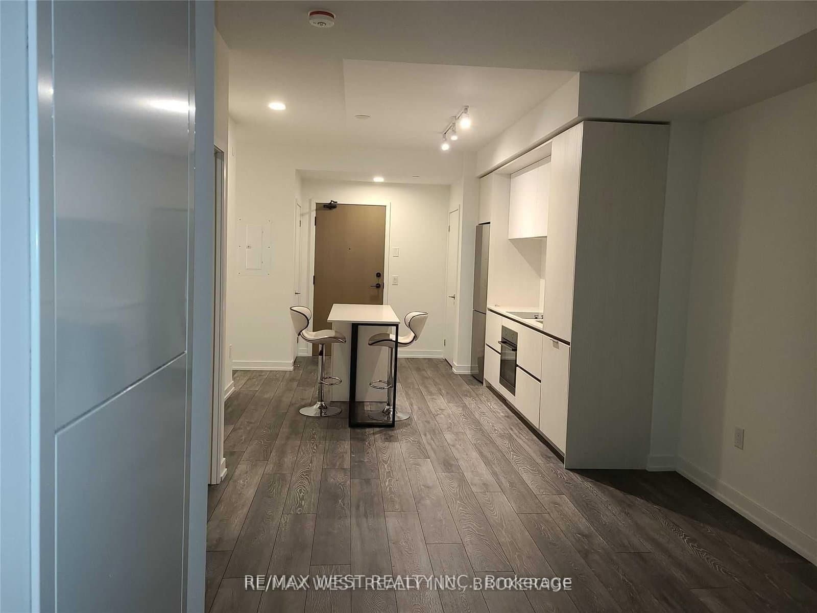 34 Tubman Street, Unit 1009 - Image 2