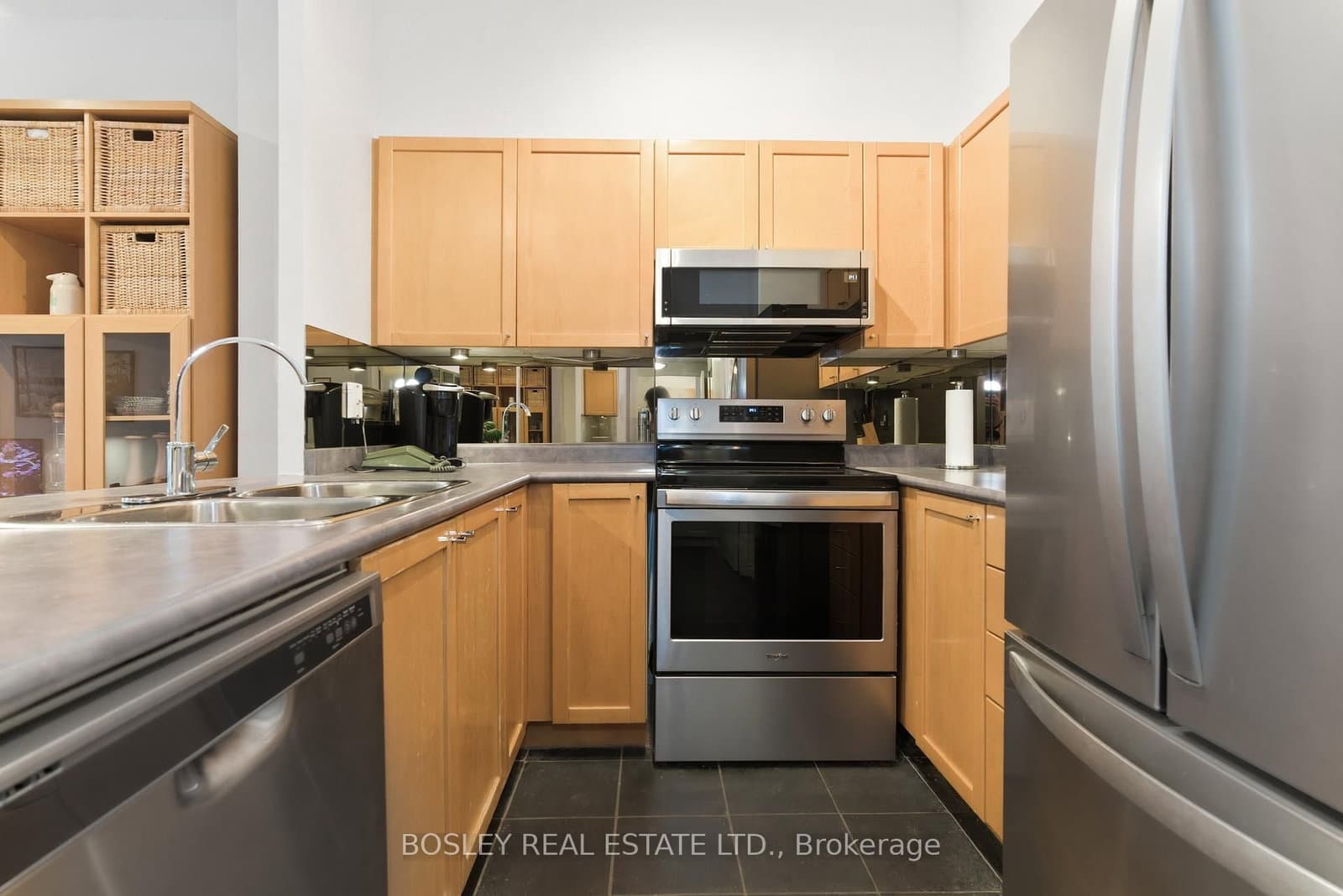 600 Queens Quay West, Unit 106 - Image 1