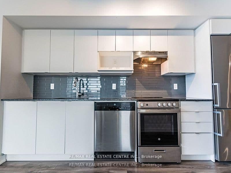 120 Varna Drive, Unit 605 - Image 3