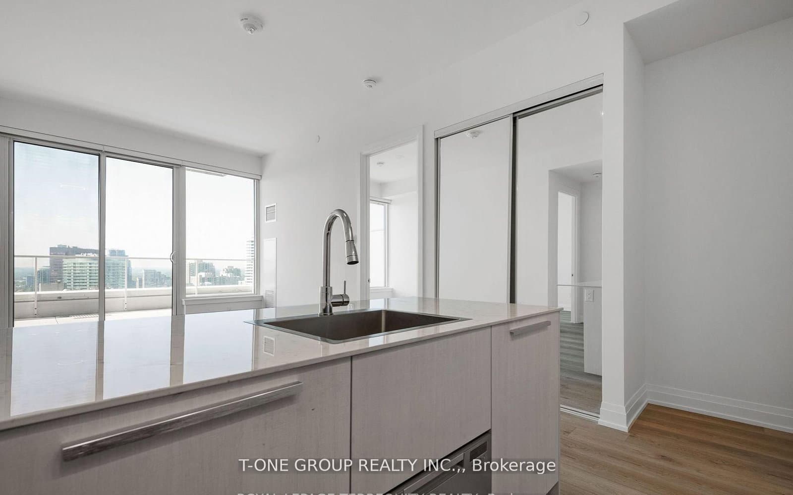 75 Canterbury Place, Unit Ph107 - Image 6