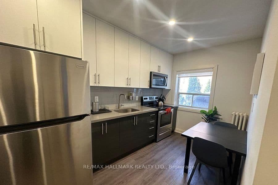 595 St Clair Avenue W, Unit 4 - Image 3