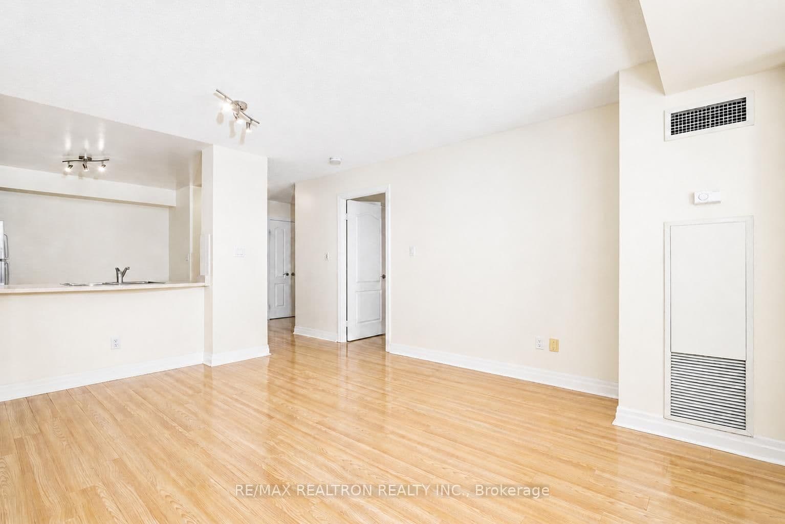 188 Doris Avenue, Unit 803 - Image 4