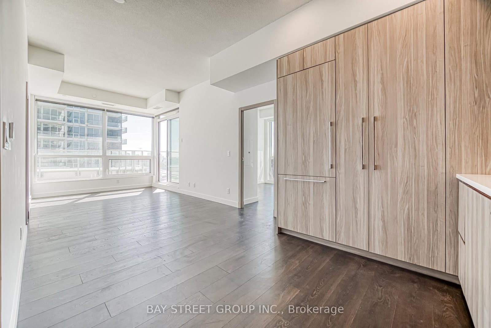 27 McMahon Drive, Unit 602 - Image 6