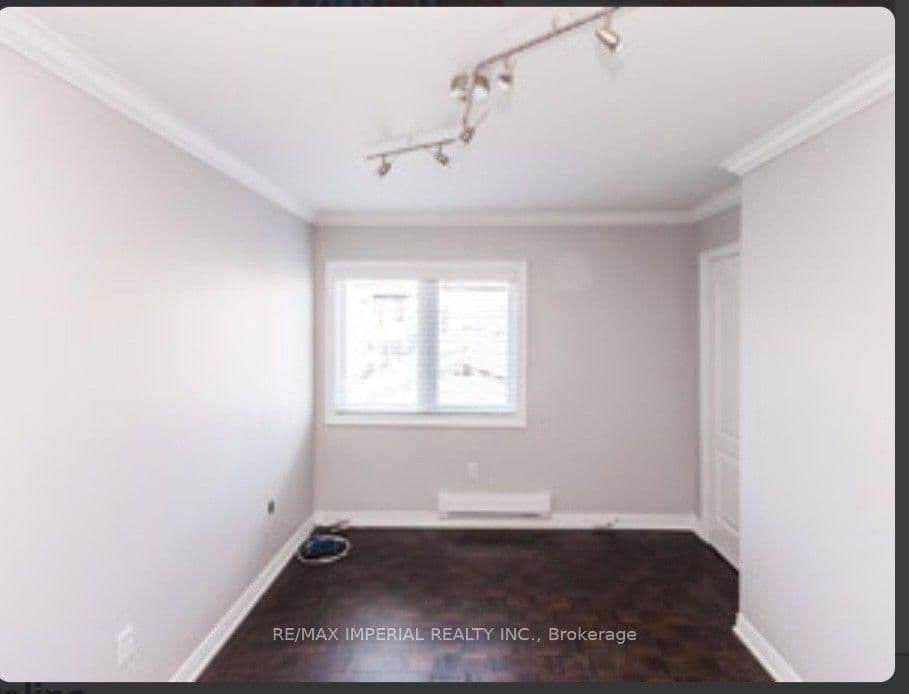 714R Dufferin Street - Image 5