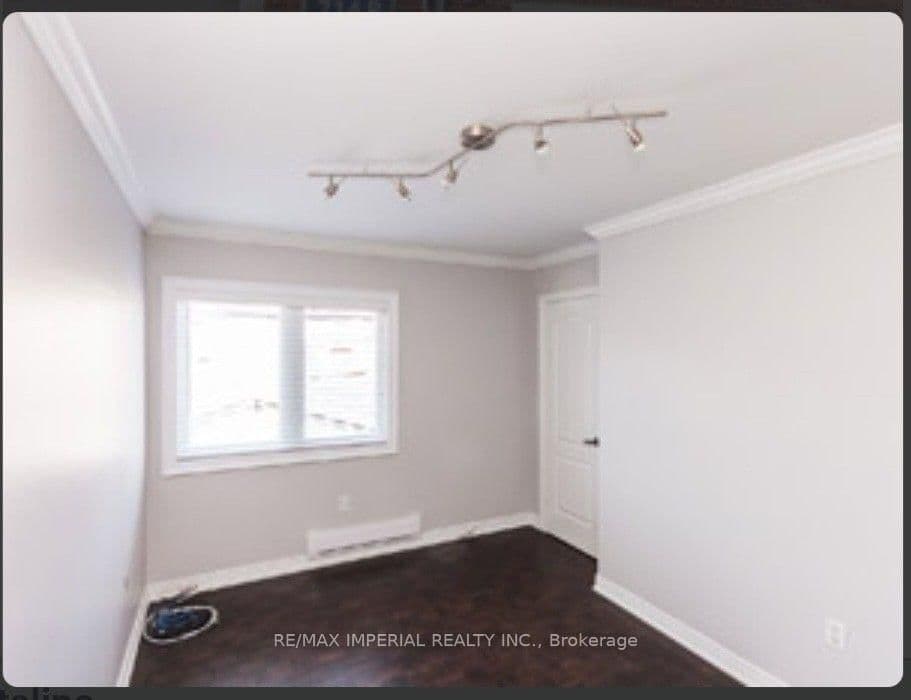 714R Dufferin Street - Image 6