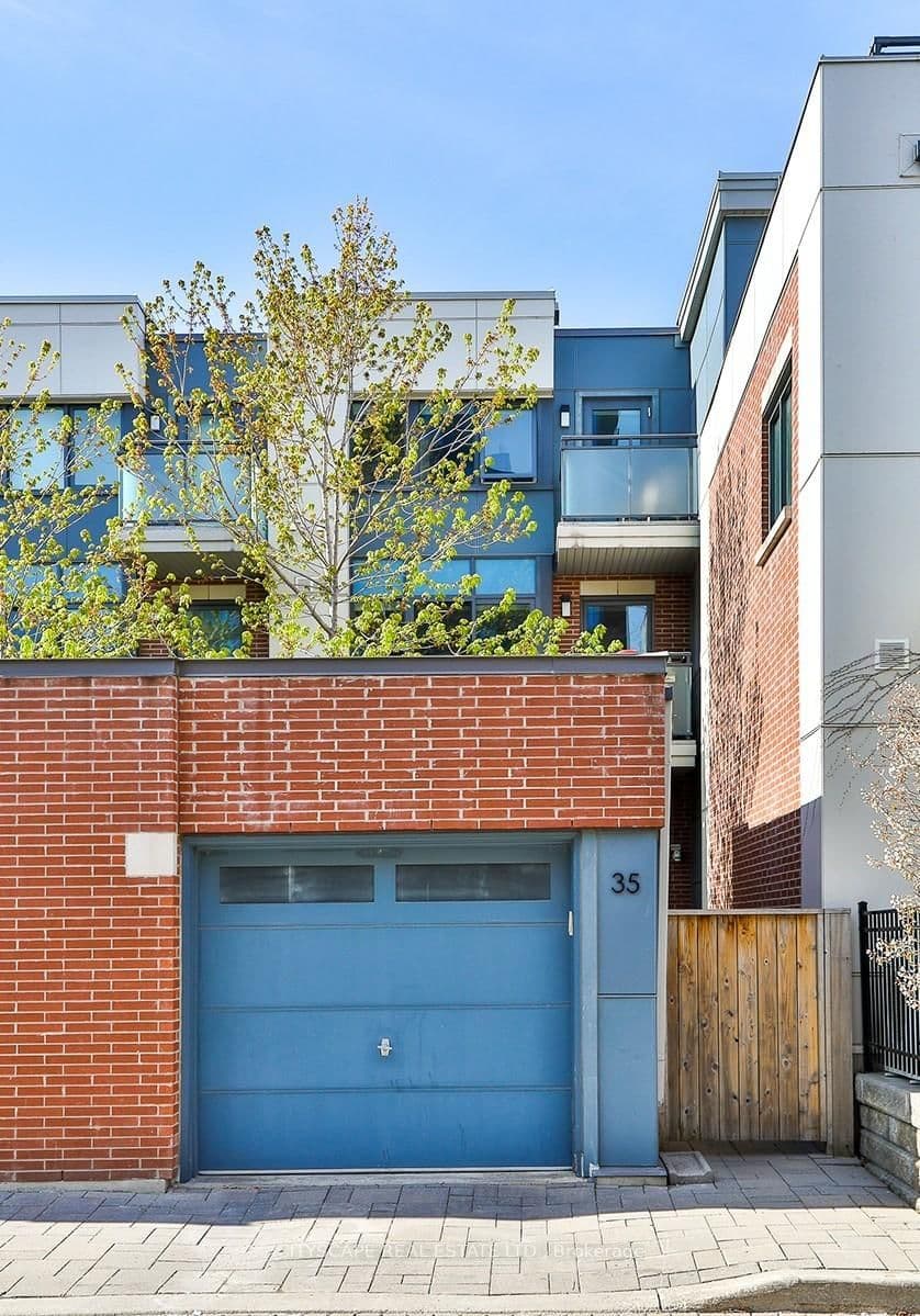 35 Oak Street - Image 4