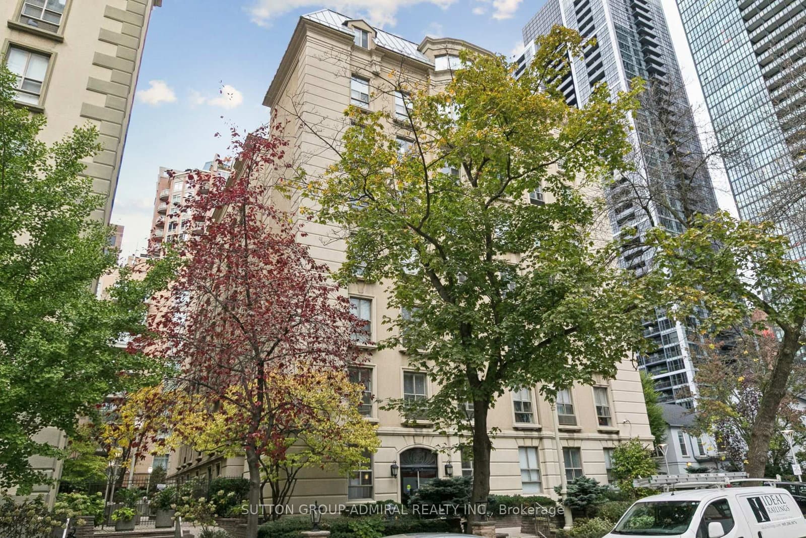 88 Charles Street E, Unit 305 - Image 6