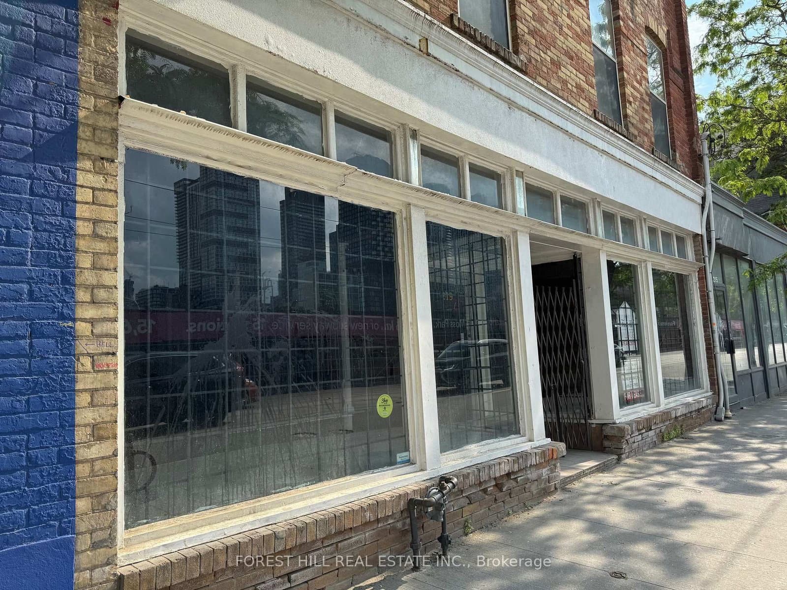 219 Queen Street E - Image 4