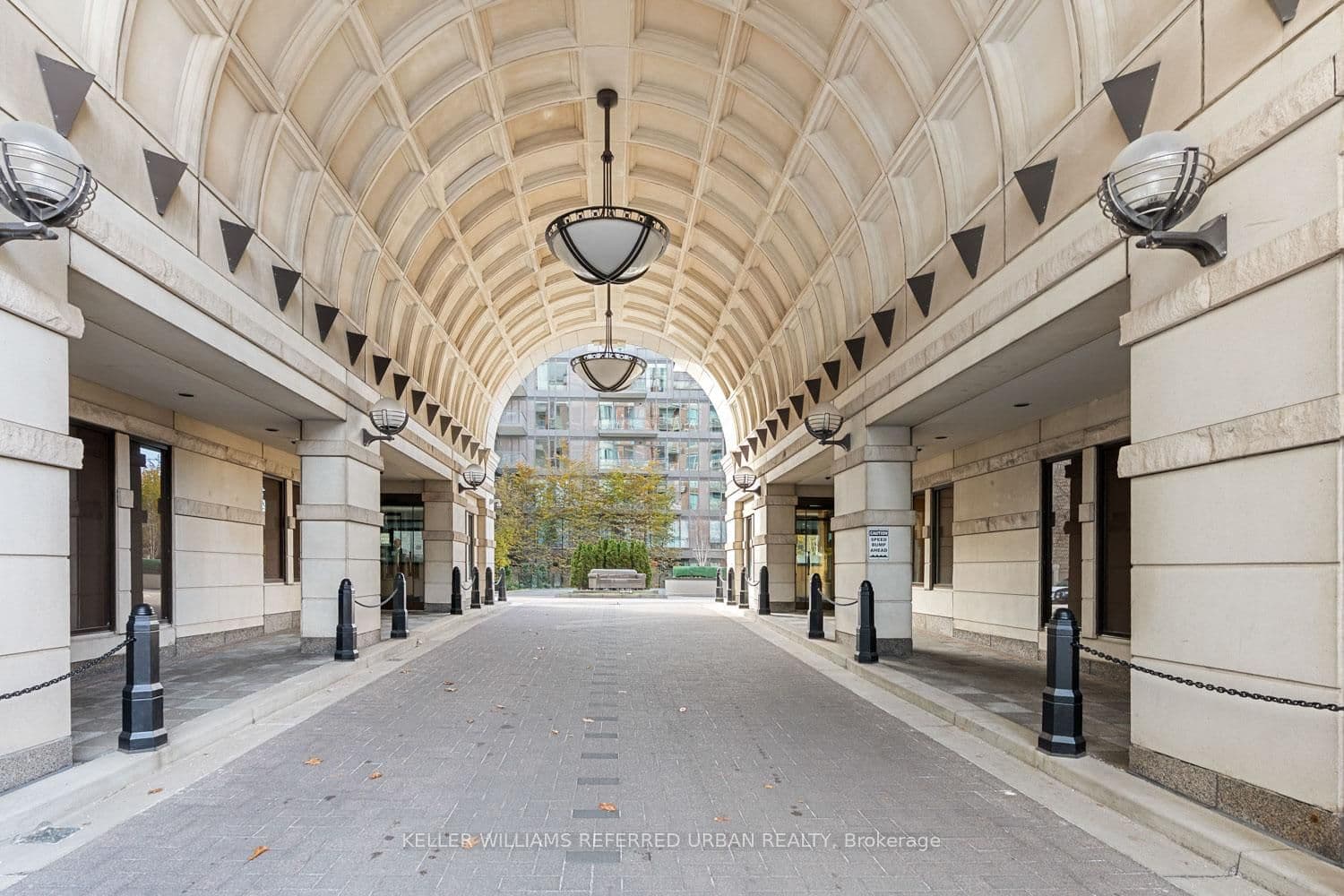 38 Avenue Road, Unit 1802 - Image 4