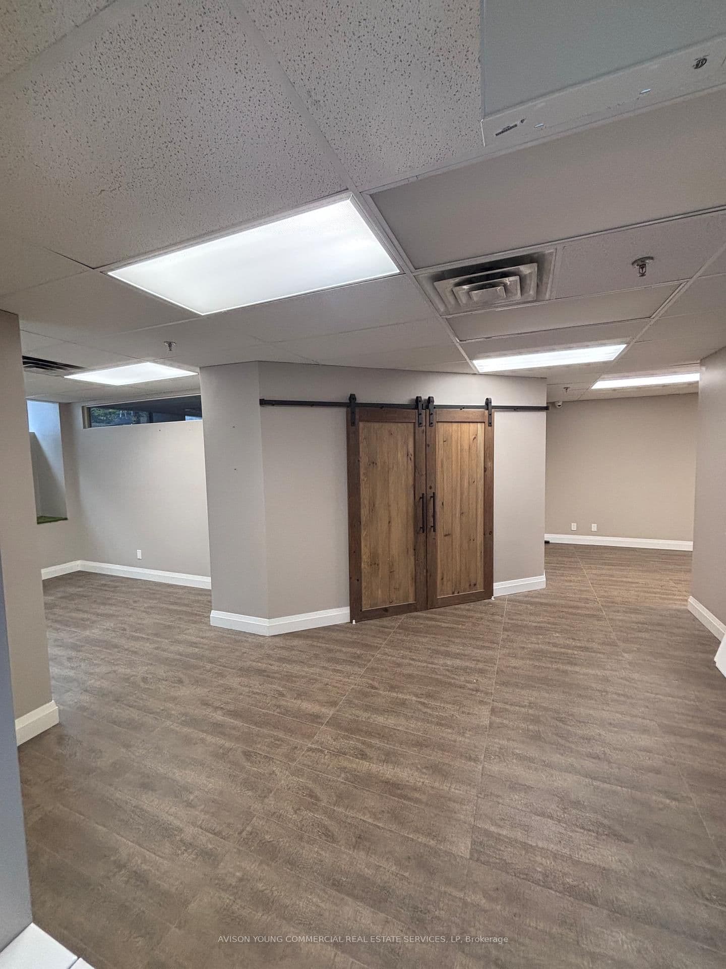 25 Toronto Street, Unit Lower Level - Image 6