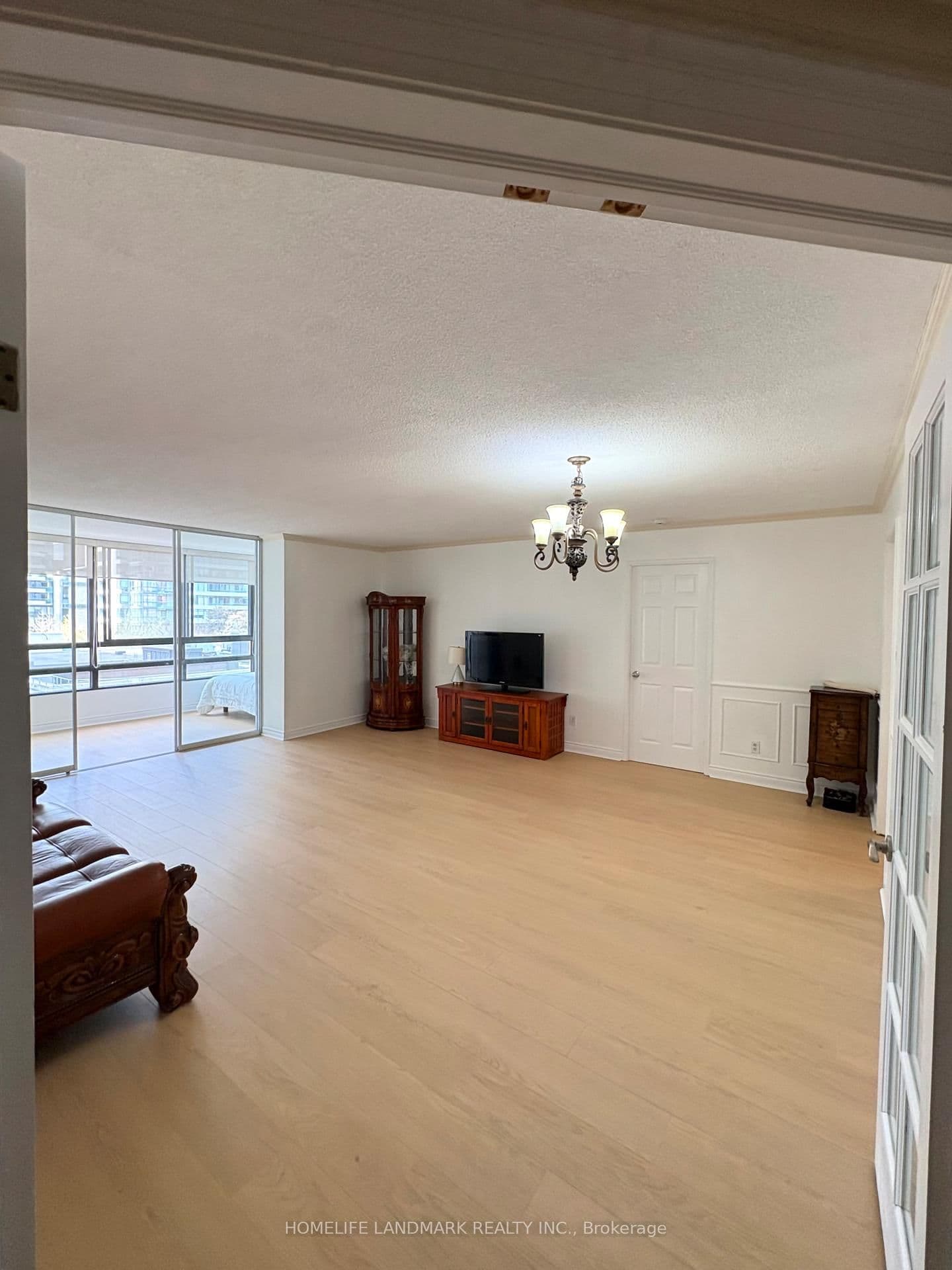 77 Carlton Street, Unit 704 - Image 2