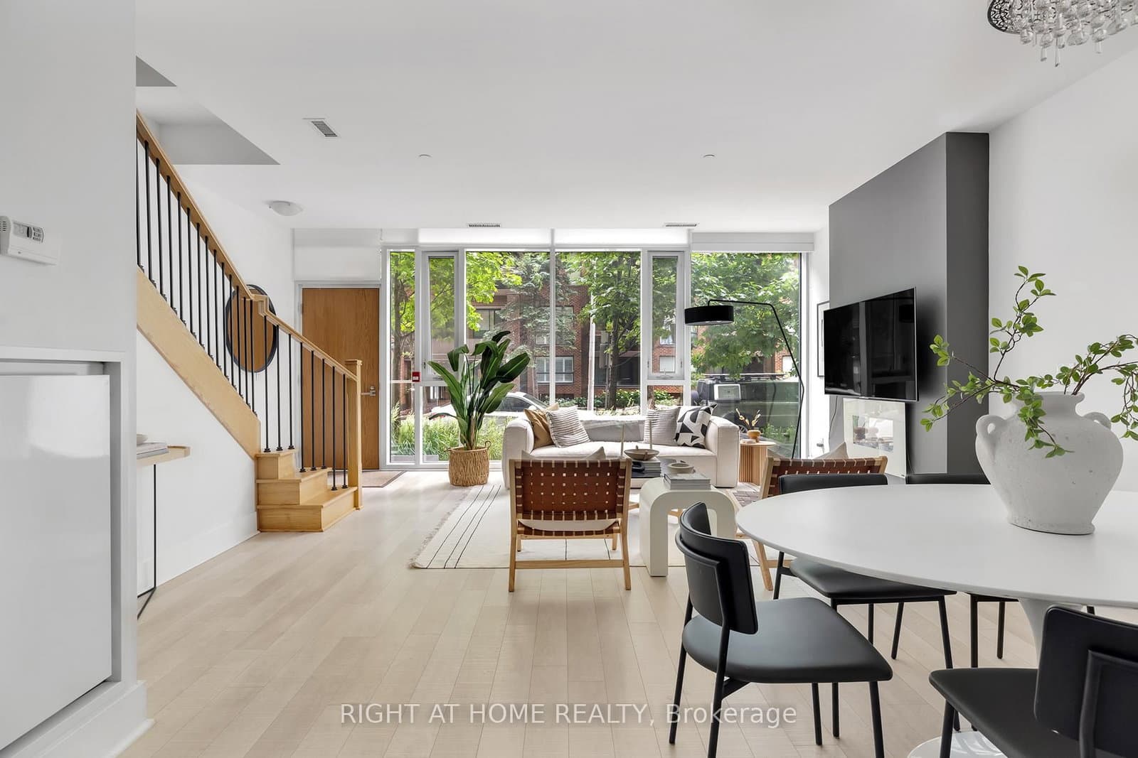 32 Davenport Road, Unit TH 101 - Image 1