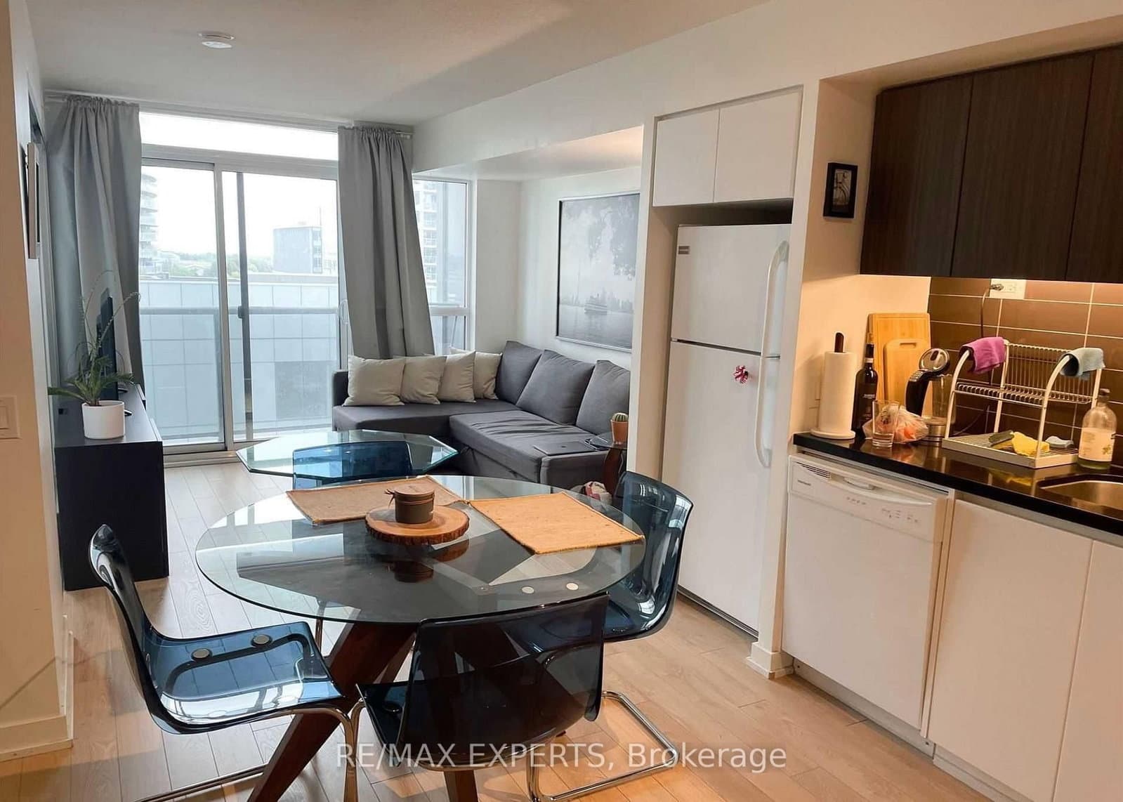 85 Queens Wharf Road, Unit 805 - Image 4