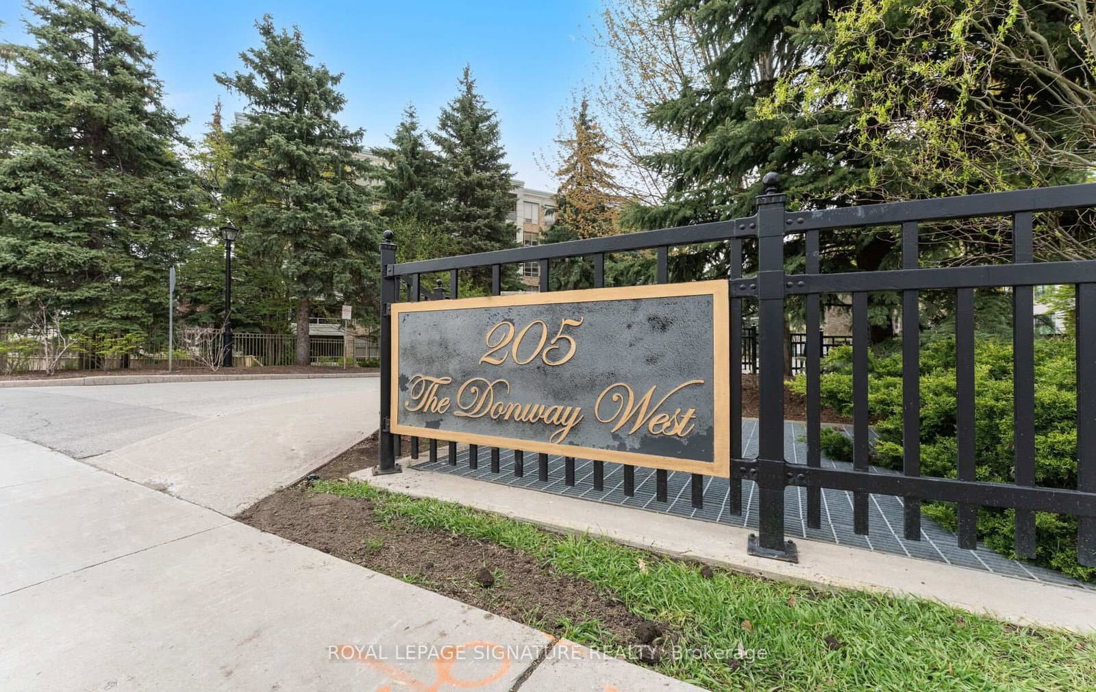 205 The Donway W, Unit 406 - Image 1