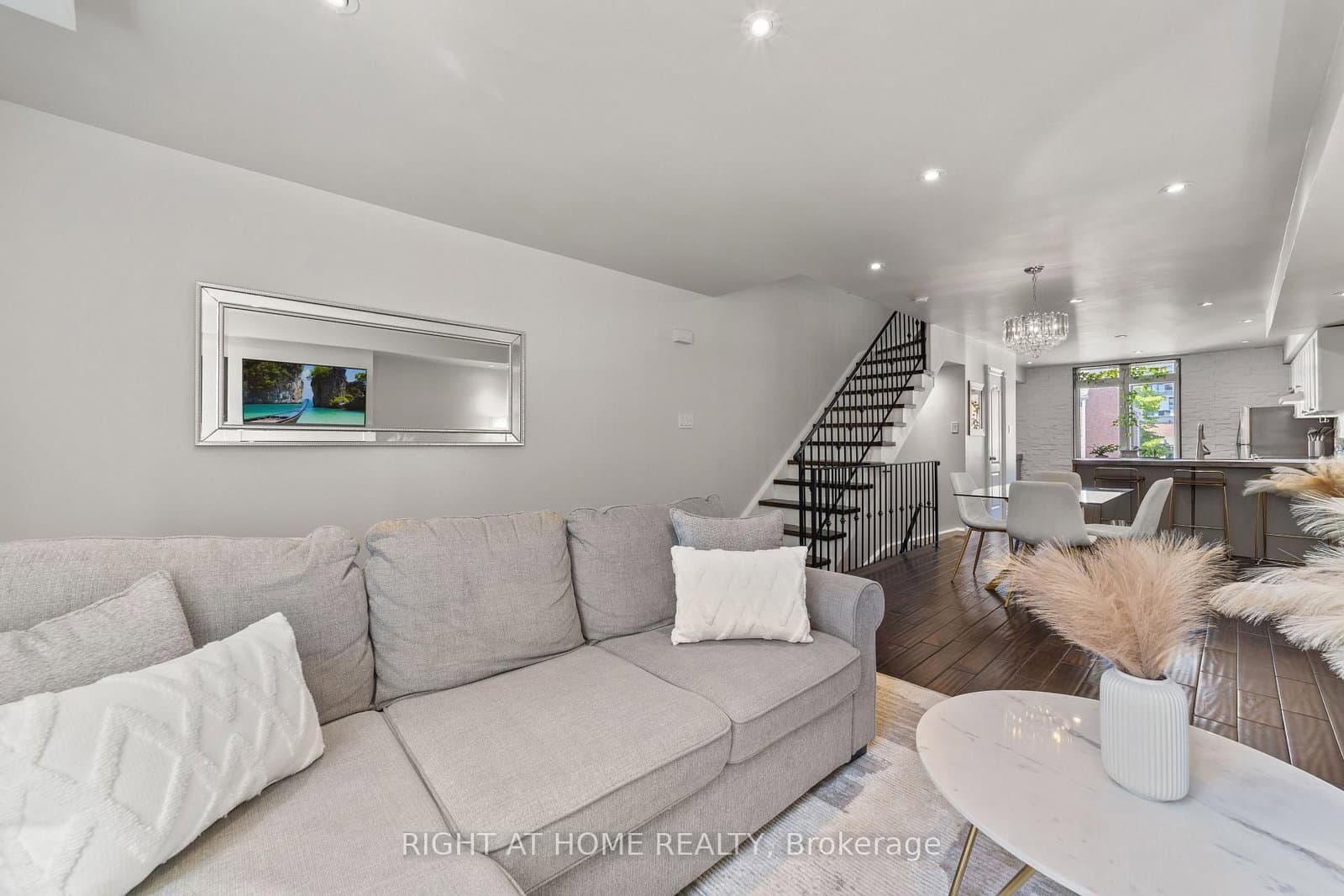 12 Sudbury Street, Unit 2608 - Image 3