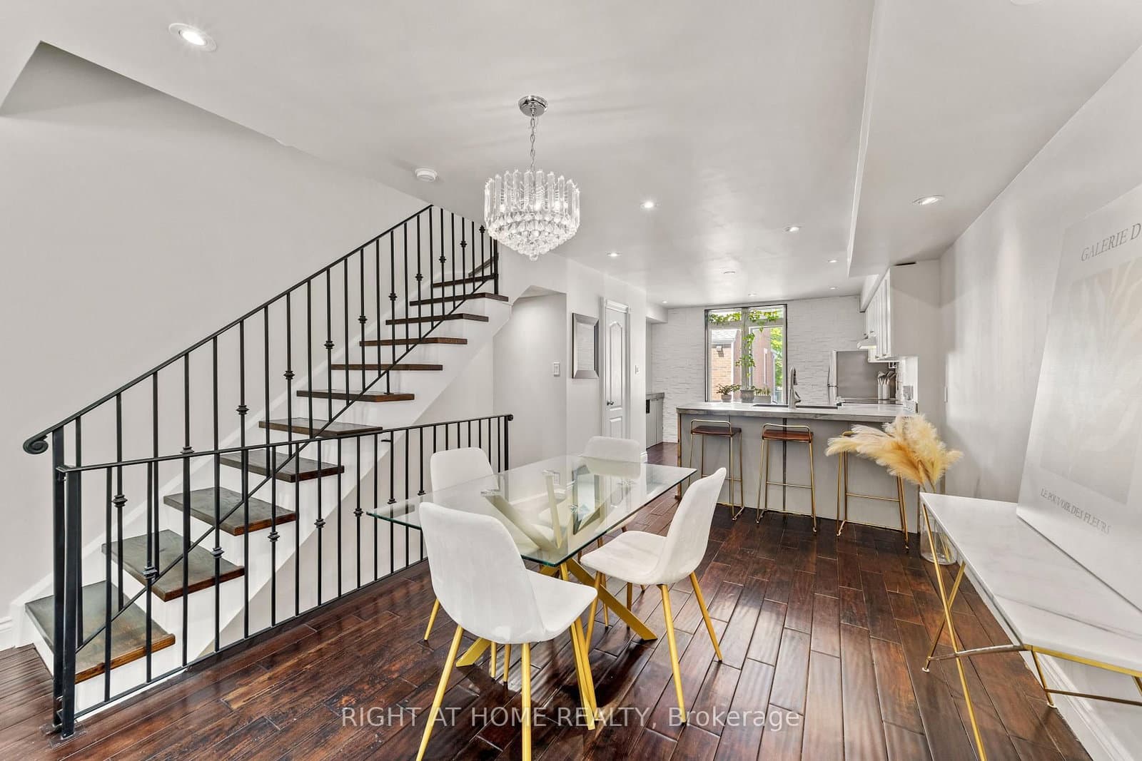 12 Sudbury Street, Unit 2608 - Image 4